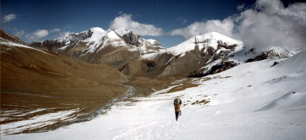 Descent from French ( Col ) Pass into Hidden Valley