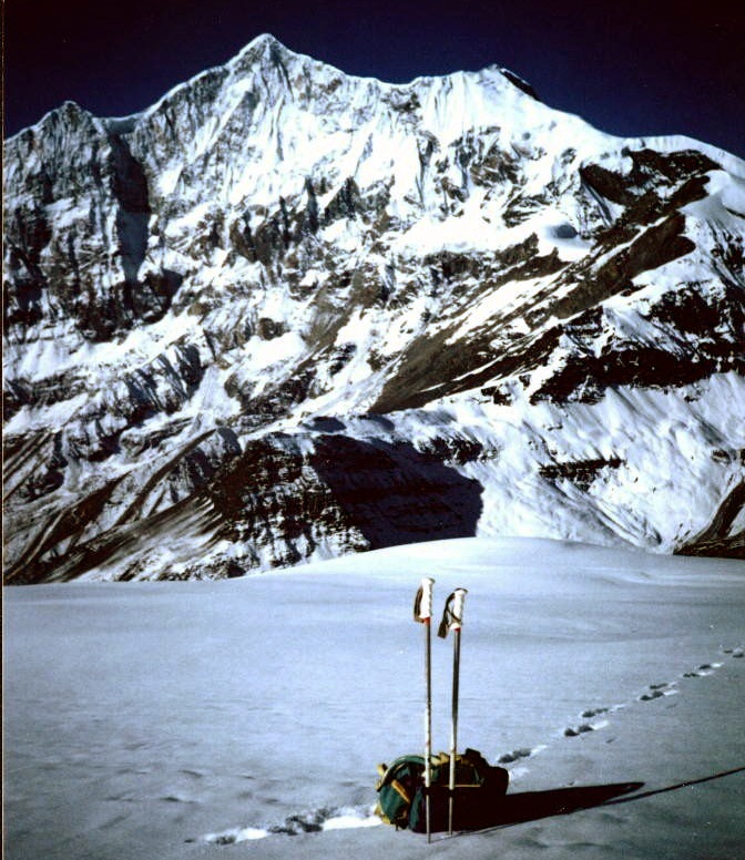 Tukuche Peak on ascent to Thapa Peak