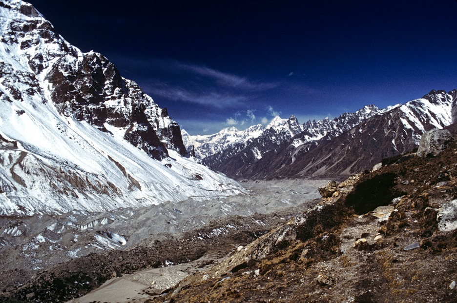 On route from Lhonak to Pang Pema on the North Side of Kangchenjunga