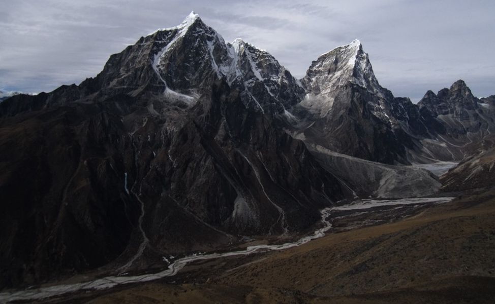 Mount Taboche and Mount Cholatse on route to Everest Base Camp