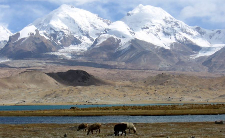 Kongur Tagh from Karakul Lake in Xinjiang Region of China