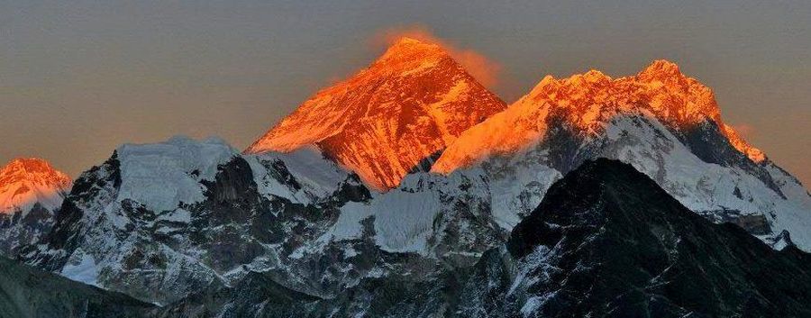 Everest sunset