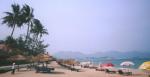 Nha_trang_beach_2.jpg