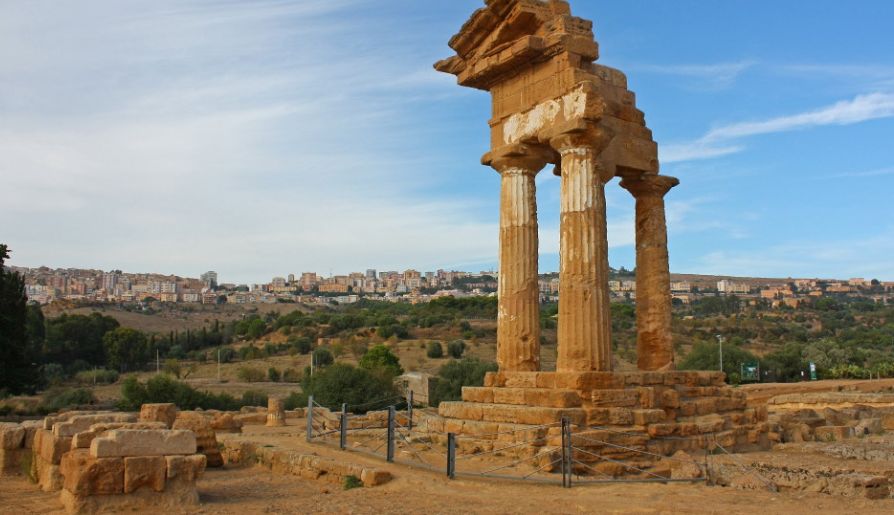 Temple of Castor Pollux on Sicily