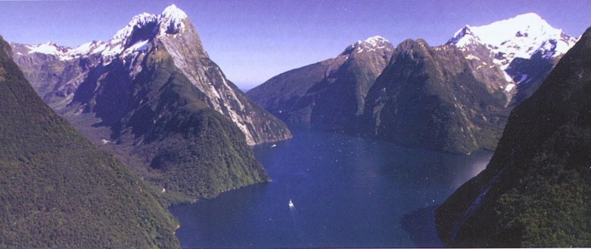 Milford Sound in Fjordland of the South Island of New Zealand