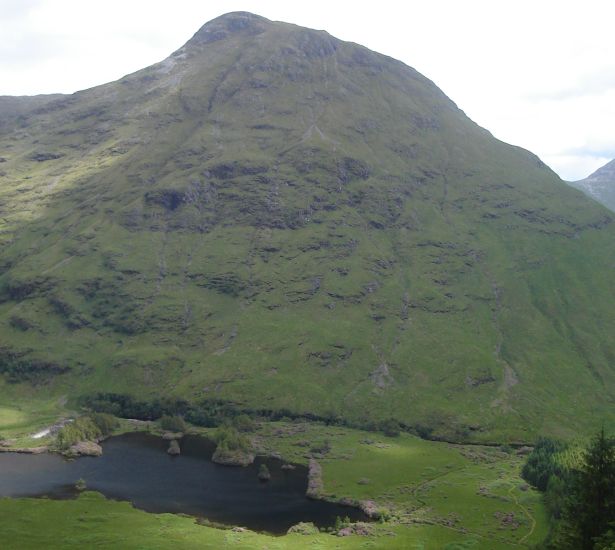 Stob Dubh in Glen Etive on ascent of Beinn Maol Chaluim