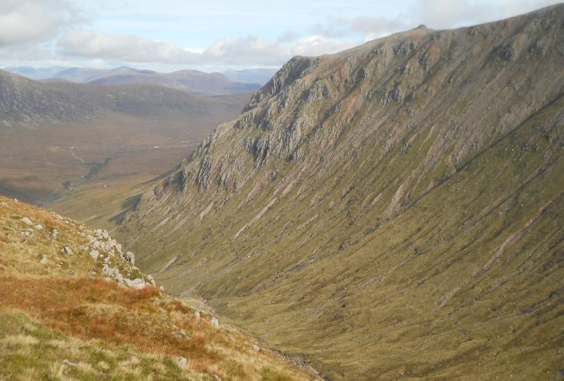 Sgor na h-Ulaidh ( 3258ft ) from Beinn Maol Chaluim