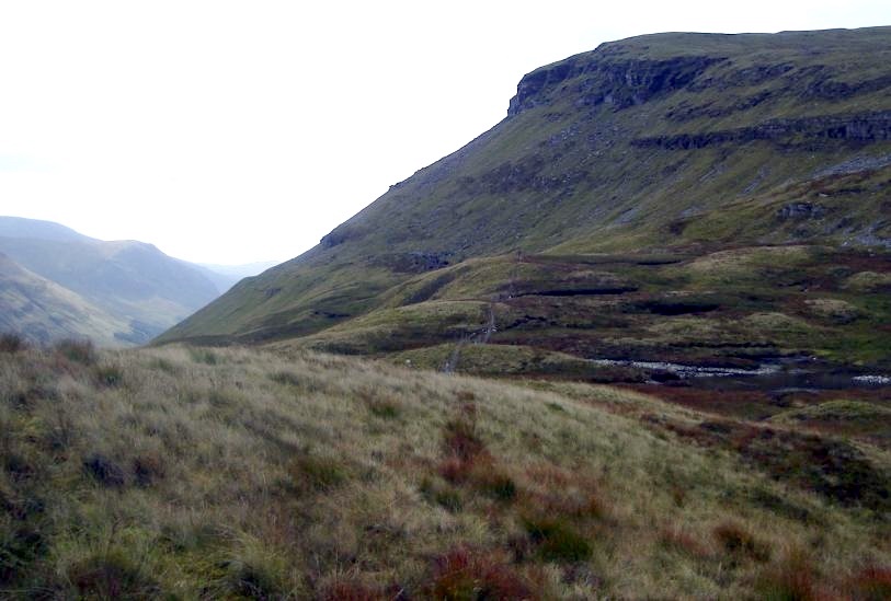 Cliffs on Beinn Udlaidh from Beinn Bhreac-liath