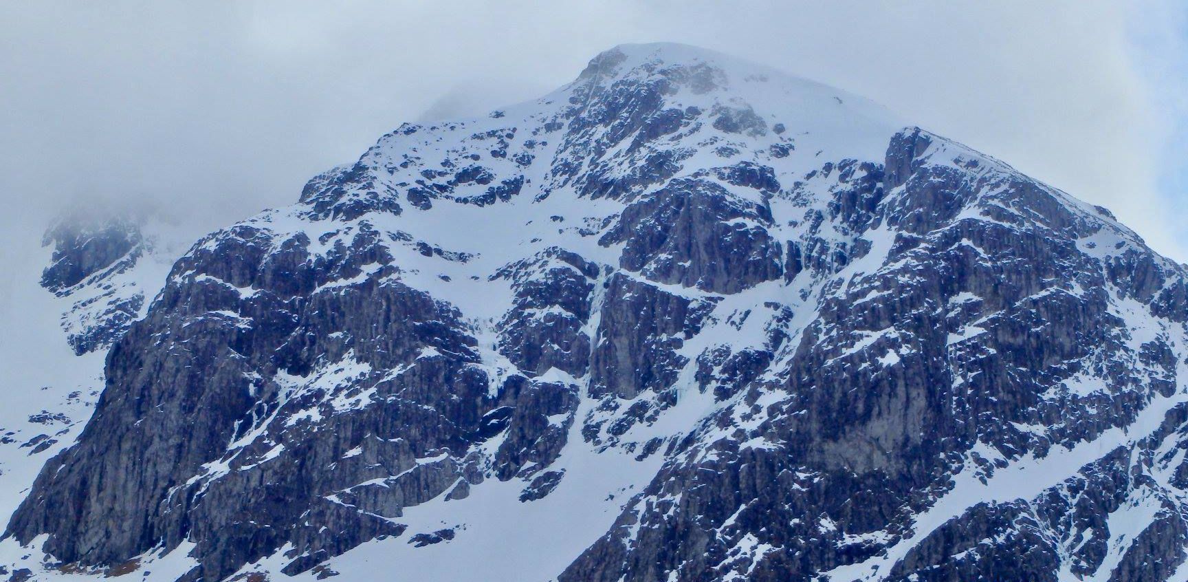 Carn Dearg from Carn Mor Dearg arete