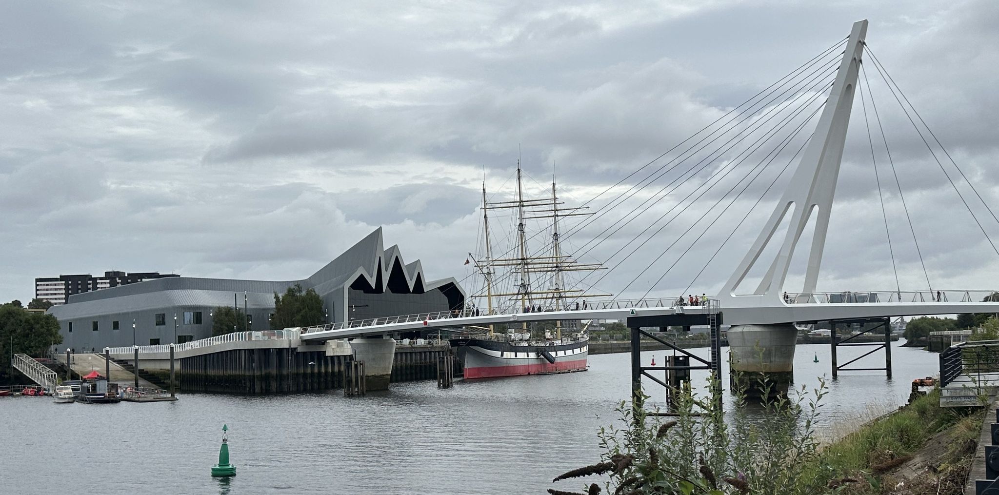 Bridge from Govan Cross over the River Clyde to Partick