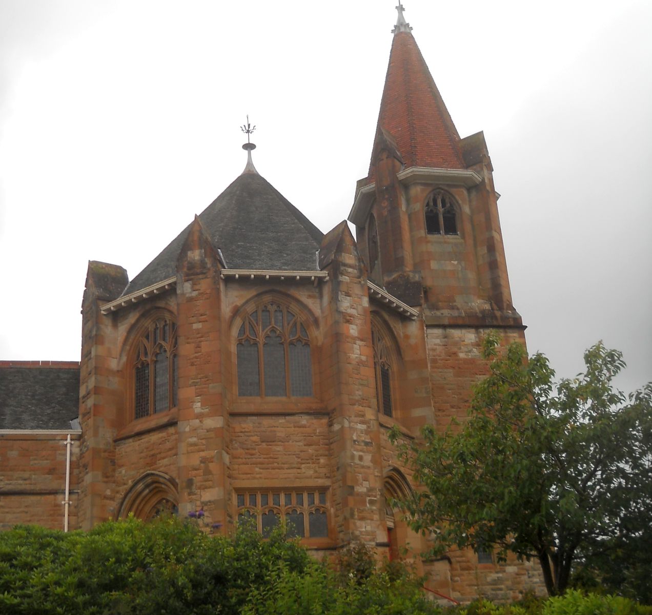 Cairns Church in Milngavie Town Centre