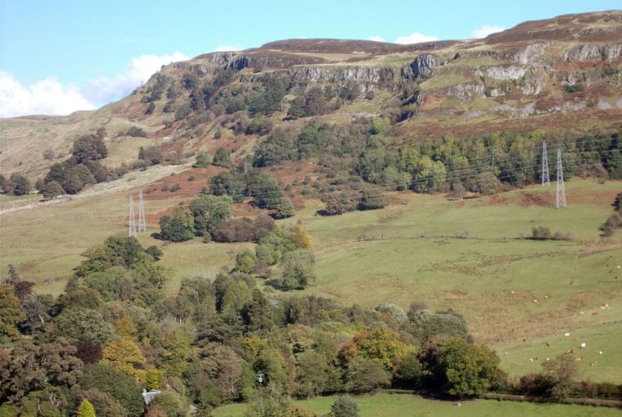 Lang Craigs from Dunbowie Dun