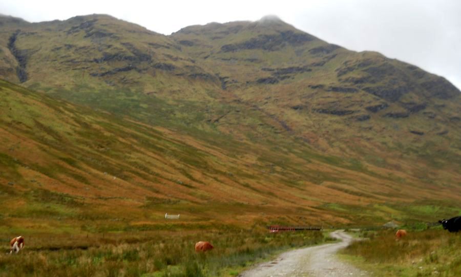 Approach to Stob a'Choin